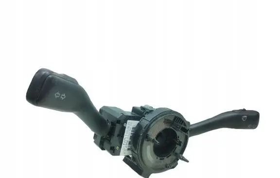 Skoda Fabia Mk1 (6Y) Wiper turn signal indicator stalk/switch 4B0953503F