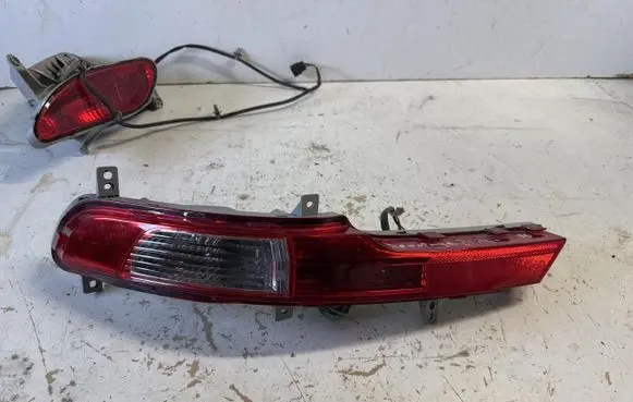 KIA Sportage Rear bumper light 