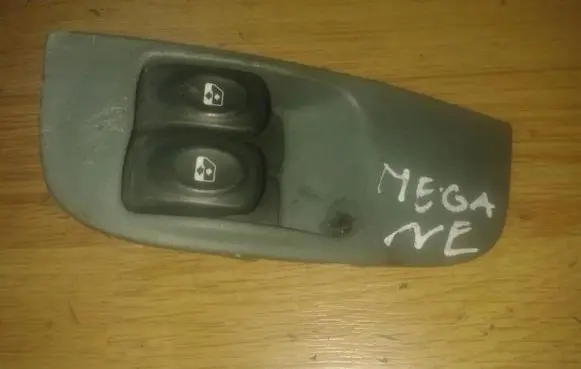 Renault Megane I Electric window control switch