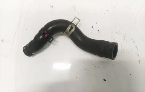 Mazda CX-5 Engine coolant pipe/hose