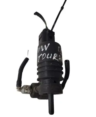 Volkswagen Touran I Windscreen/windshield washer pump 1T0955651A PA6GBGF30 1J0973722