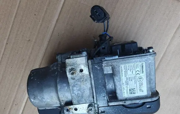 Volkswagen Arteon Auxiliary pre-heater (Webasto) 3Q0815005M 3Q0815005