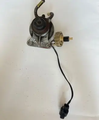 Mitsubishi Pajero Fuel filter housing 