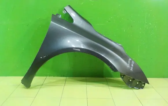 Toyota Avensis T270 Fender PRZOD PRAWY