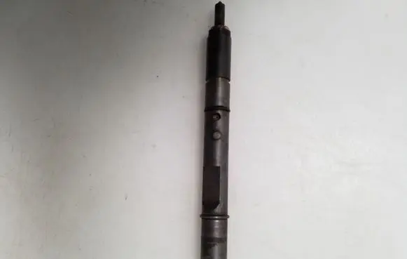 Audi A4 S4 B6 8E 8H Fuel injector 059130201D