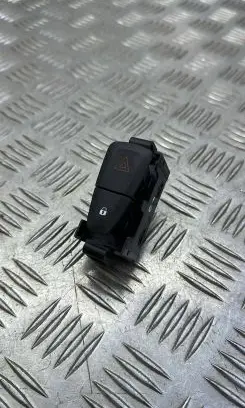 Dacia Sandero Hazard light switch 252905668RB 00000