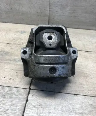 Audi A4 S4 B8 8K Engine mount bracket 784234142