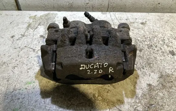 Front brake caliper