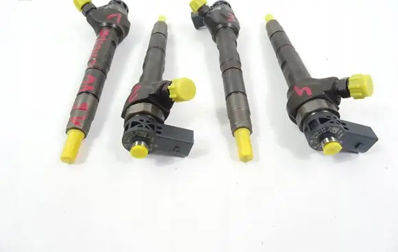 Audi A3 S3 8L Fuel injectors set 