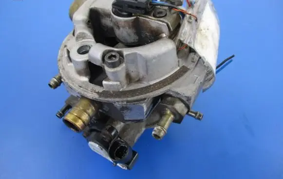 Daewoo Arcadia III Carburettor 