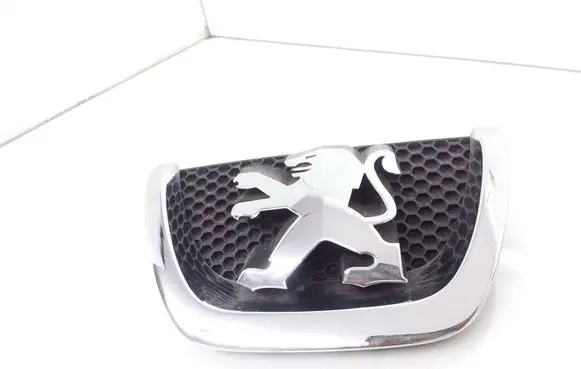 Peugeot Partner Front bumper upper radiator grill 9649670480