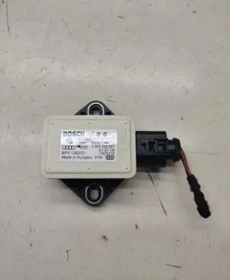 Audi A5 8T 8F ESP acceleration yaw rate sensor 8K0907637 8K0907637A
