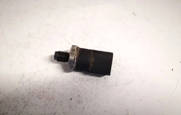 Chrysler PT Cruiser Fuel pressure sensor 0281002498