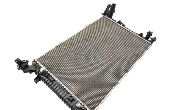 Audi Q5 SQ5 Coolant radiator 8K0121251 8K0121251T