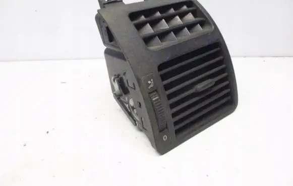 Volkswagen Touran I Dashboard side air vent grill/cover trim 1T0819704A
