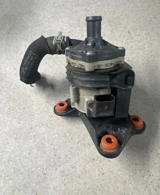 Audi e-tron Electric auxiliary coolant/water pump 4KE965567C 4KE121051Q 4KE121704D