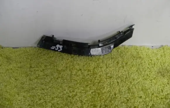 Mercedes-Benz Vito Viano W447 Front bumper mounting bracket 4478850521