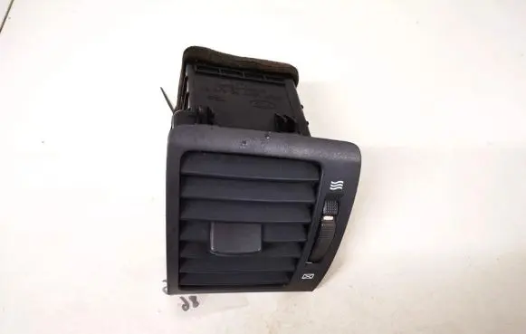 KIA Sorento Dashboard side air vent grill/cover trim 974903e000 97490-3e000