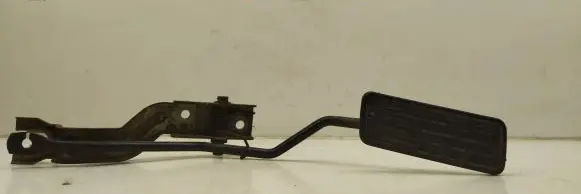 Subaru Forester SF Accelerator throttle pedal