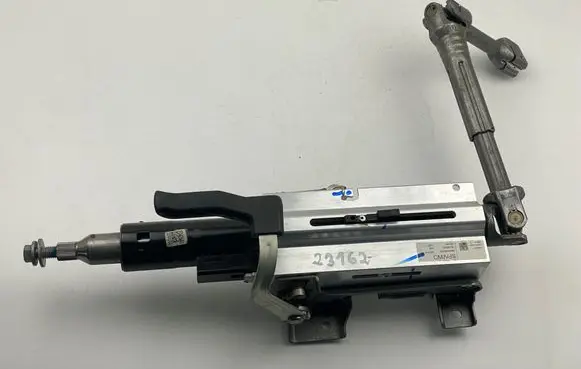 Volvo XC40 Steering column damper 32269252 8889198030