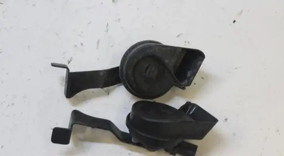 Audi A6 S6 C7 4G Horn signal 4H0951223