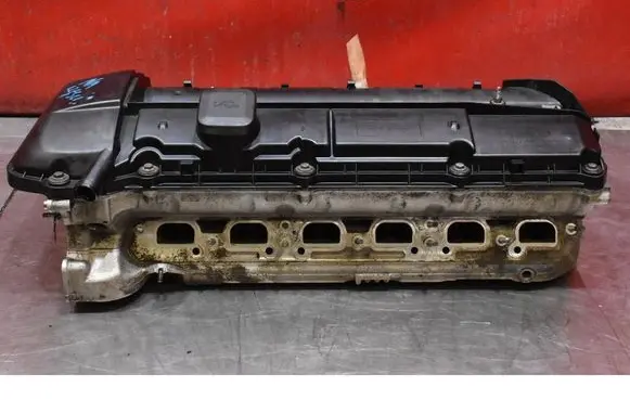 BMW 5 E39 Engine head 1436793