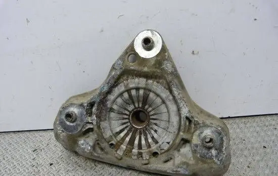 Coil spring mount