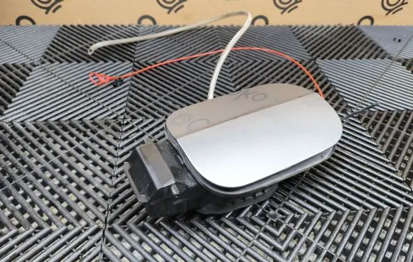 Audi Q7 4M Fuel tank cap 4M0809906