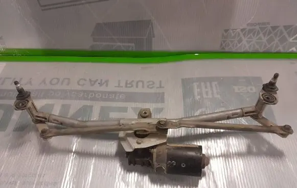 Audi A3 S3 8L Front wiper linkage and motor 1U1955023