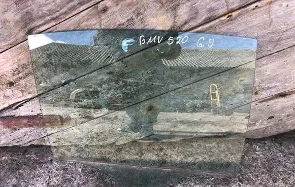 BMW 5 F10 F11 Rear door window glass