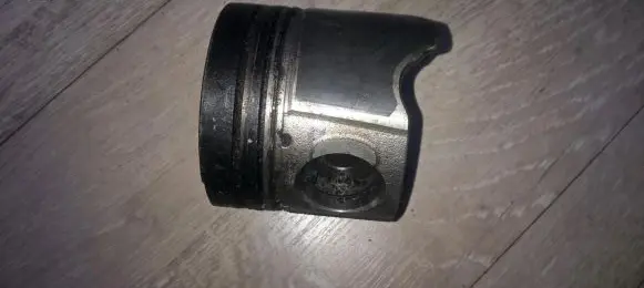 Renault Laguna I Piston 10168