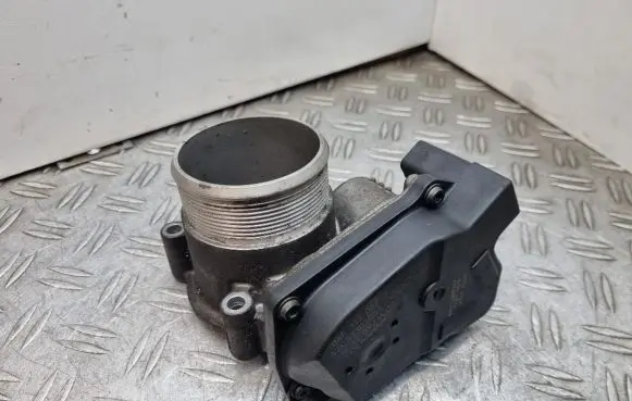 Audi A5 8T 8F Throttle valve 06F133062J A2C53302056