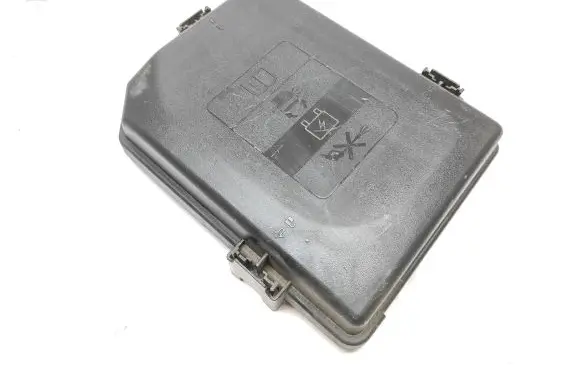 Opel Astra K Fuse box cover 39019198
