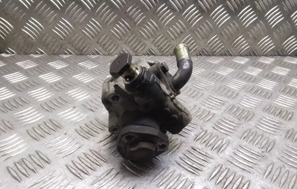 Seat Alhambra (Mk1) Power steering pump