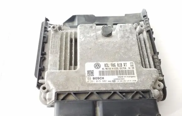 Skoda Superb B6 (3T) Engine control unit/module 03L906018RT 0281019902