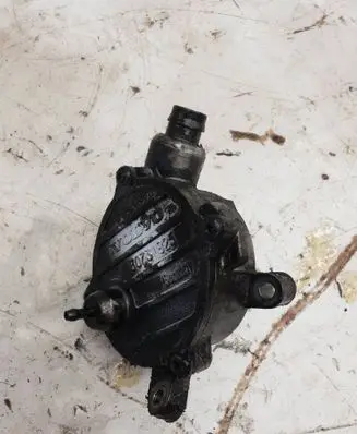 Volvo XC90 Vacuum pump 30731825