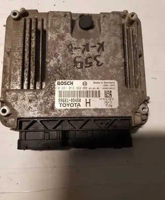 Toyota Yaris Engine control unit/module 0281012322 896610D450 4079180976