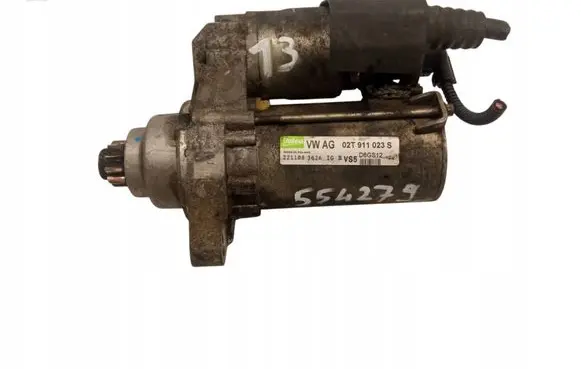 Volkswagen Polo Starter motor 02T911023S