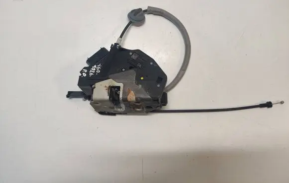 Volvo V60 Front door lock 31301740