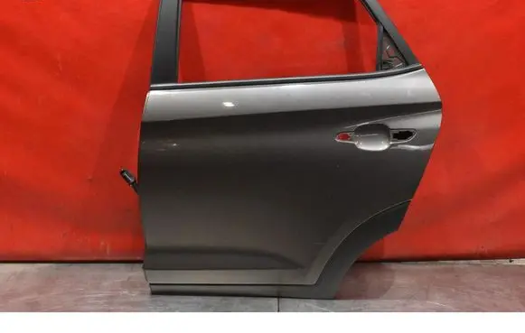 Hyundai Tucson JM Rear door 