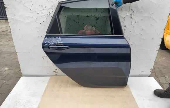 BMW 2 F45 Rear door