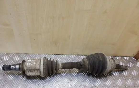 Nissan Navara D40 Front driveshaft