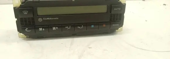 Volkswagen Golf IV Climate control unit 3B1907044B 5HB00761710