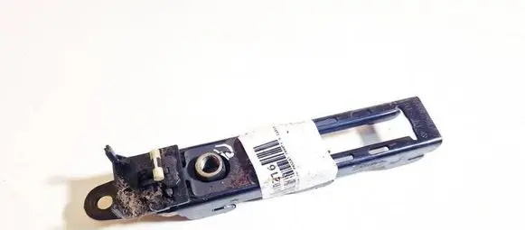 Volkswagen PASSAT B5 Seat belt adjustment rail 3b0857819b