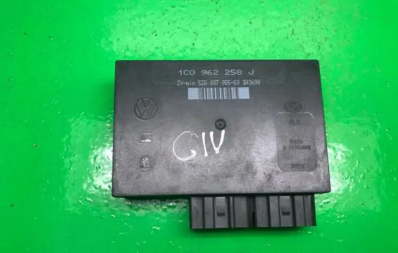 Volkswagen Golf IV BSM Control unit 1C0959258J