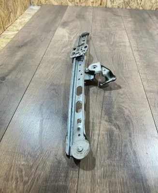 Mercedes-Benz ML W163 Front door electric window regulator 