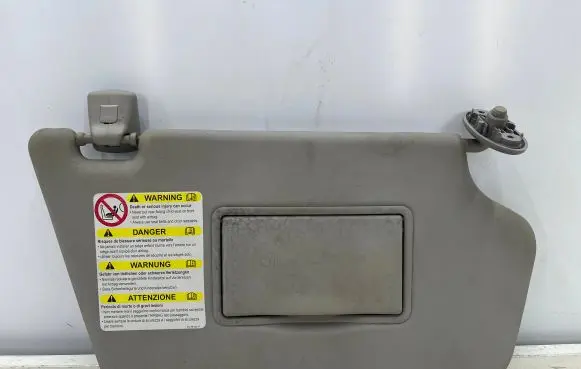 Mazda 2 Sun visor