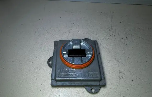Land Rover Discovery 4 - LR4 Headlight ballast module Xenon L90020948 L90021969 L90020949