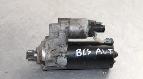 Volkswagen Caddy Starter motor 02E911023H