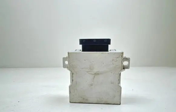 Toyota Avensis T250 Window wiper relay 150696